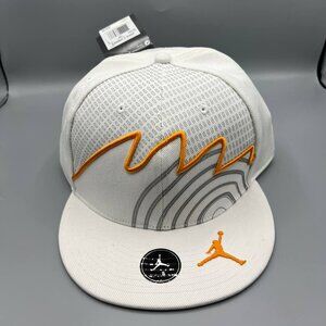 Air‎ Jordan Hat Men 8 White Jumpman Fitted Cap New
